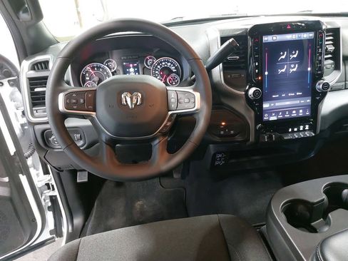 Used 2026 RAM 2500 Big Horn AWD/4WD image 15