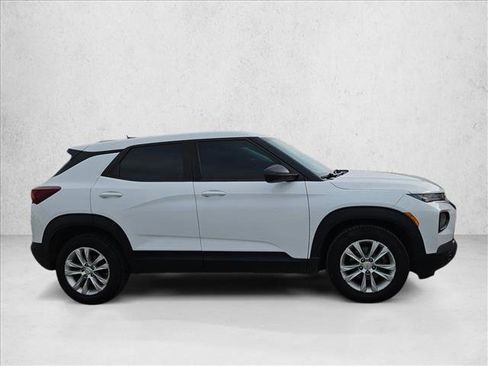 Used 2021 Chevrolet TrailBlazer LS image 4