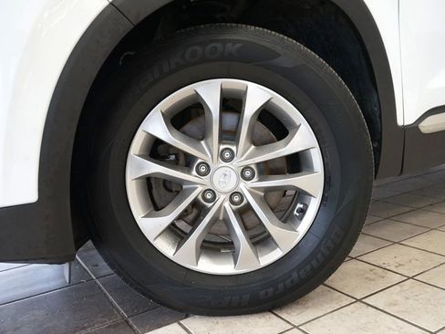 Used 2020 Hyundai Santa Fe SEL image 48