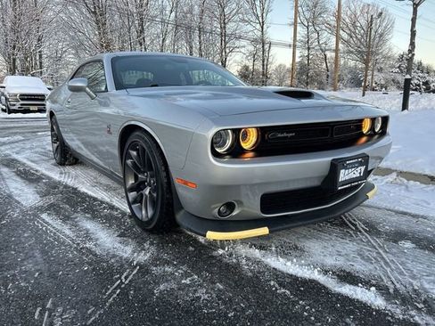 Certified 2023 Dodge Challenger R/T Scat Pack image 2