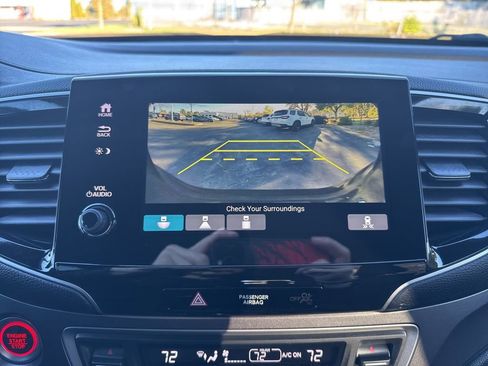 Certified 2022 Honda Pilot Sport image 34