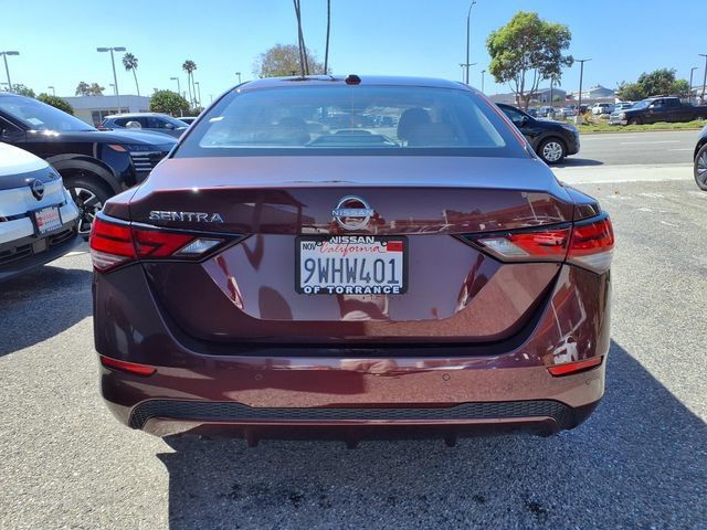 Used 2025 Nissan Sentra SV w/ SV Premium Package FWD image 21