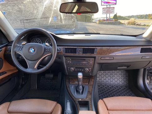 Used 2009 BMW 335i Coupe image 19