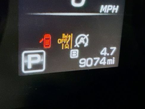 Certified 2025 Subaru Outback Premium w/ Popular Package #1 AWD/4WD image 5