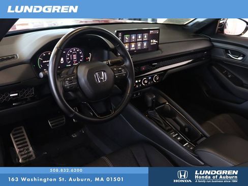 Used 2024 Honda Accord Sport image 6