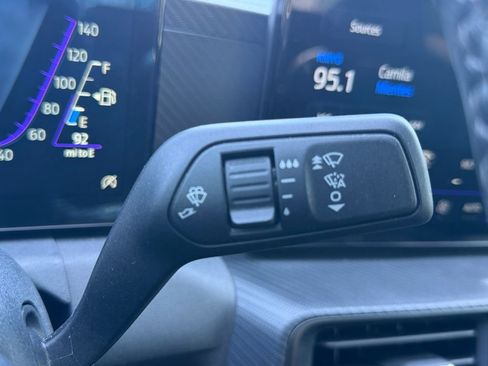 Used 2024 Ford Mustang EcoBoost image 22