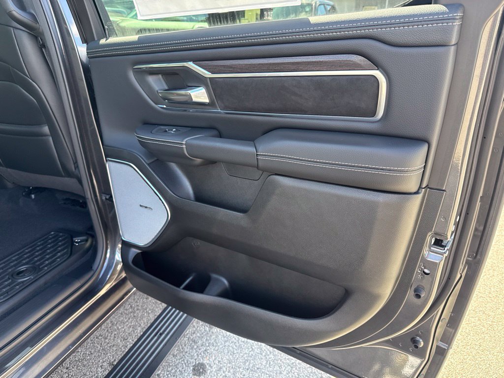 New 2027 RAM 1500 Laramie AWD/4WD image 27