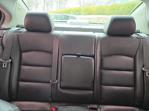 Used 2014 Chevrolet Cruze LT image 24