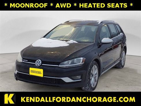 Used 2018 Volkswagen Golf Alltrack image 1