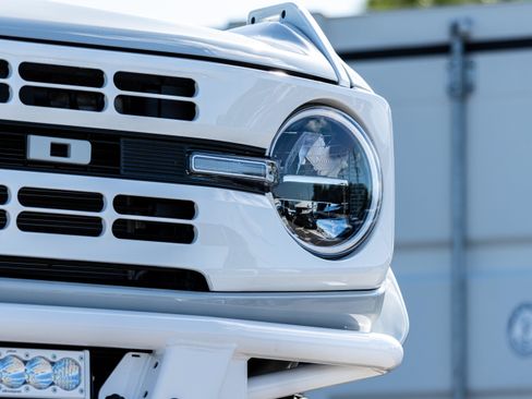 New 2026 Ford Bronco Heritage Edition AWD/4WD image 11