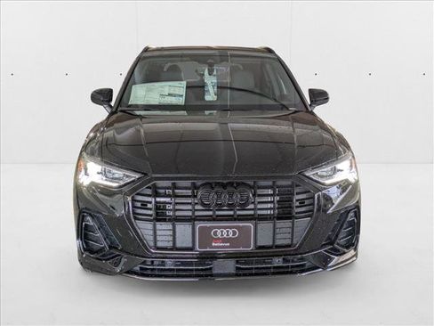New 2025 Audi Q3 2.0T Premium image 5