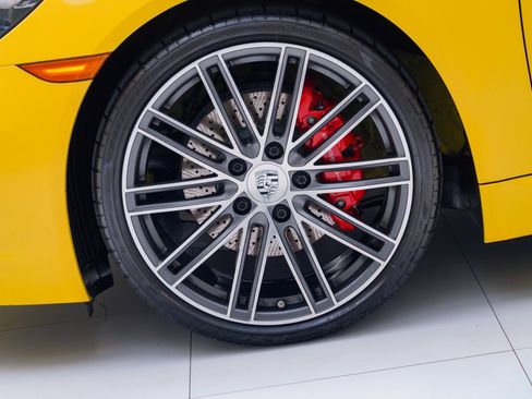 Used 2025 Porsche 718 Boxster S image 12