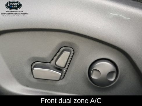 Used 2023 Jeep Compass Limited AWD/4WD image 14