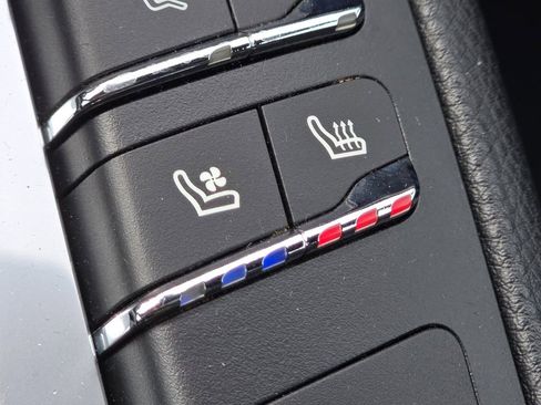 Used 2020 Porsche Macan S AWD/4WD image 12
