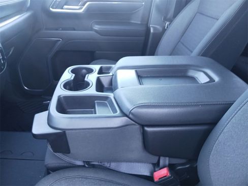 Used 2023 Chevrolet Silverado 1500 RST image 11