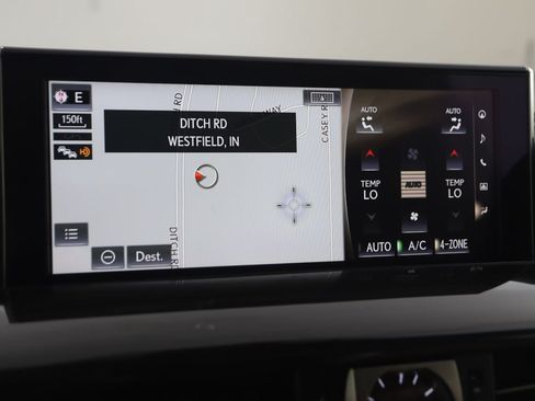 Used 2020 Lexus LX 570 4WD w/ Luxury Package image 9