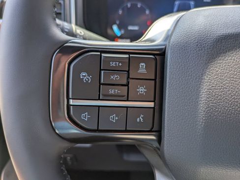 New 2026 Ford F250 Platinum w/ FX4 Off-Road Package AWD/4WD image 19