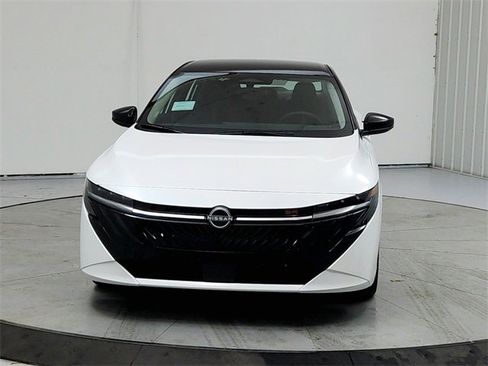 New 2026 Nissan Sentra SR w/ Floor Mat Package image 2