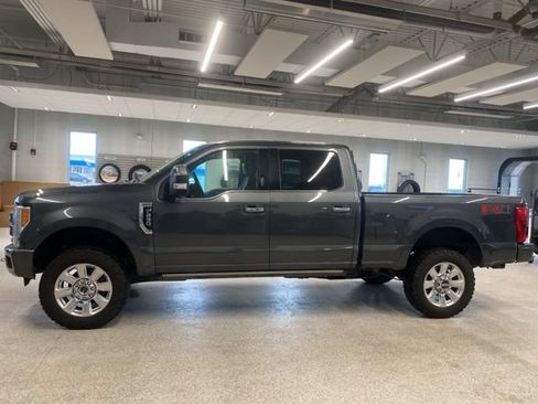 Used 2019 Ford F250 Platinum w/ Platinum Ultimate Package AWD/4WD image 10