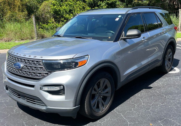 Used 2021 Ford Explorer XLT w/ Equipment Group 202A RWD image 1