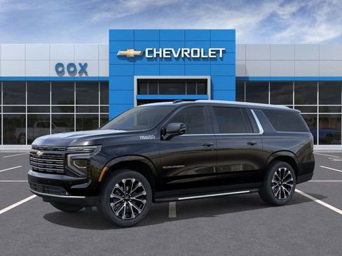 New 2026 Chevrolet Suburban High Country image 2