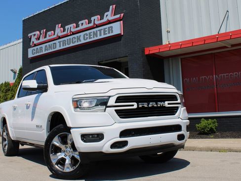 Used 2022 RAM 1500 Laramie AWD/4WD image 3