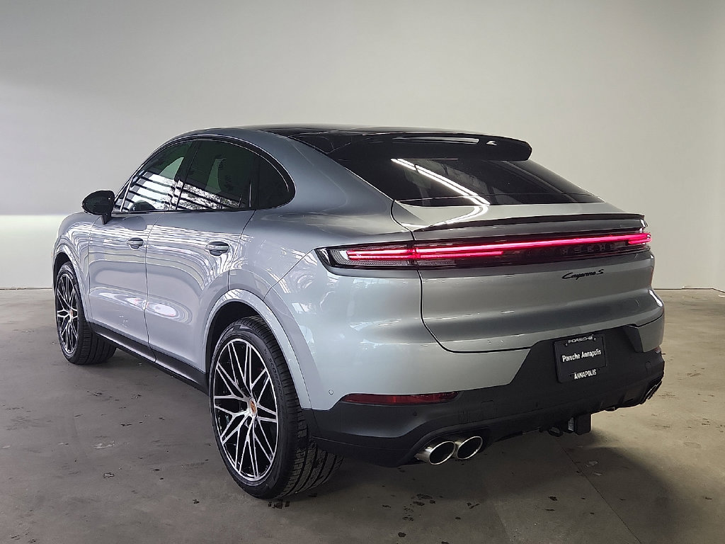 New 2026 Porsche Cayenne S AWD/4WD image 3