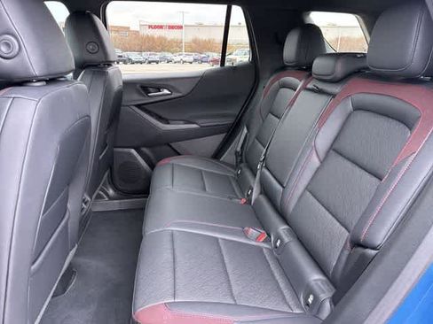 Used 2026 Chevrolet Equinox RS image 20