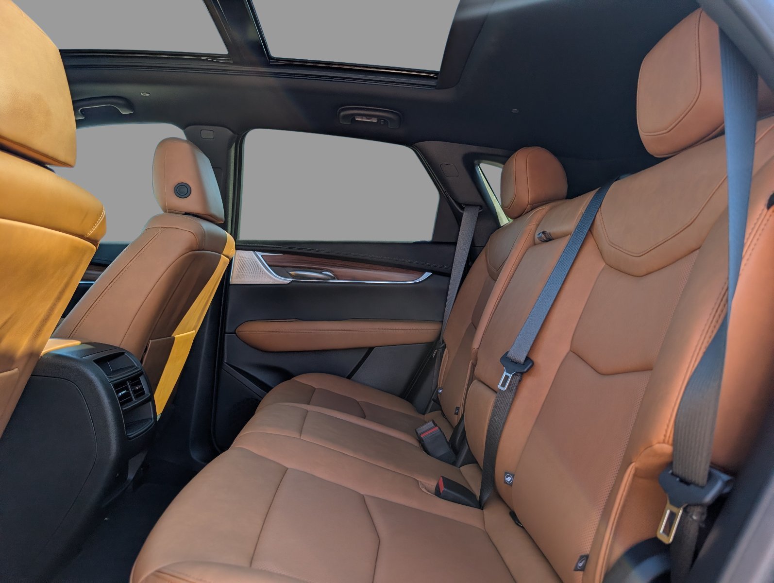 Certified 2024 Cadillac XT5 Premium Luxury FWD image 31