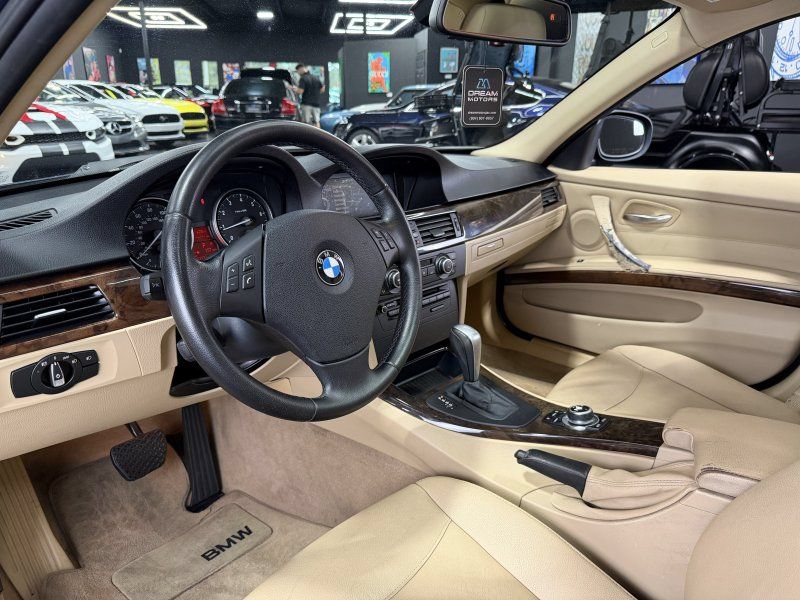 Used 2011 BMW 328i Sedan RWD image 9