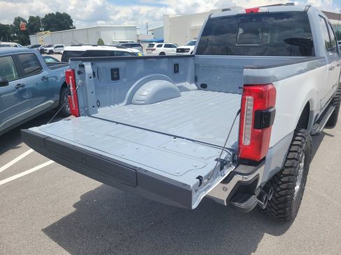 New 2026 Ford F250 Lariat w/ Lariat Premium Package AWD/4WD image 8