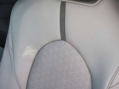 Used 2023 Toyota Camry XSE image 19