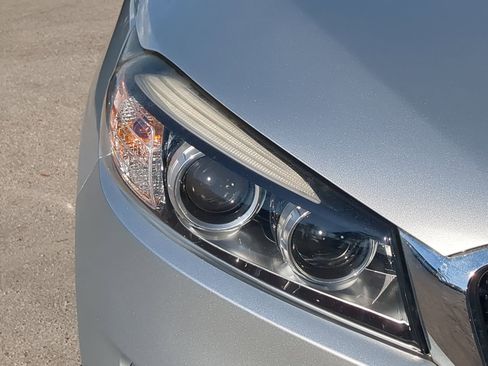 Used 2017 Kia Sorento EX w/ EX Premium Package image 10