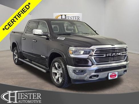 Used 2019 RAM 1500 Laramie AWD/4WD image 1
