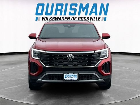 Used 2025 Volkswagen Atlas Cross Sport SE image 8