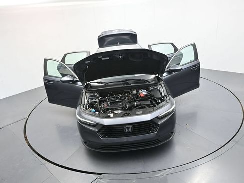 Used 2023 Honda Accord LX image 32