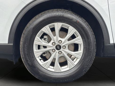 Used 2025 Ford Escape Active AWD/4WD image 11
