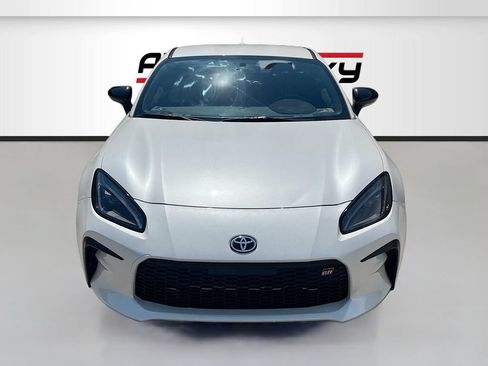Used 2023 Toyota GR86 Premium w/ ALL Weather Mat Package (TMS) RWD image 2