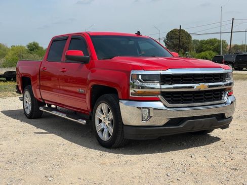 Used 2017 Chevrolet Silverado 1500 LT w/ Texas Edition image 8