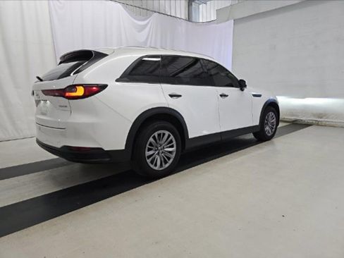 Used 2024 MAZDA CX-90 3.3 Turbo w/ Preferred Package AWD/4WD image 3
