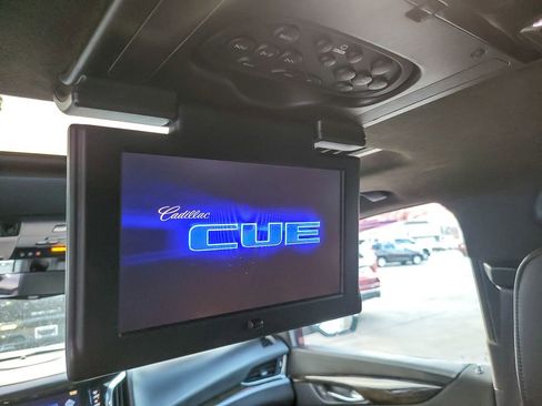 Certified 2017 Cadillac Escalade Platinum image 13