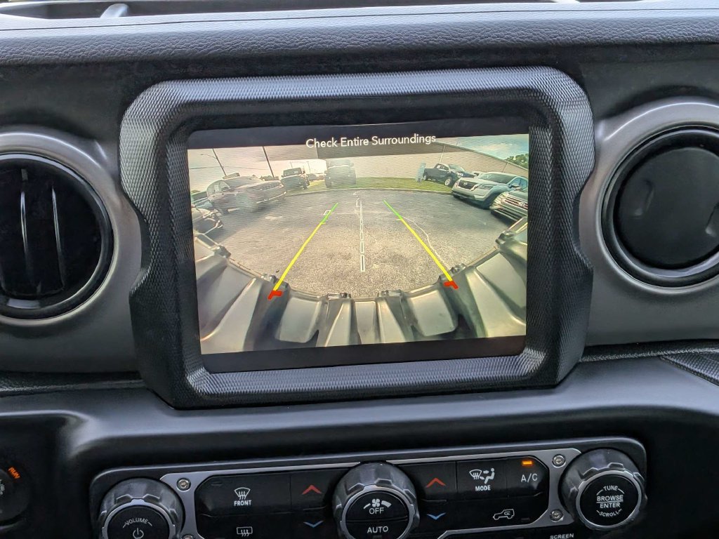 Used 2023 Jeep Wrangler Unlimited Sport w/ Sun And Sound Package AWD/4WD image 30