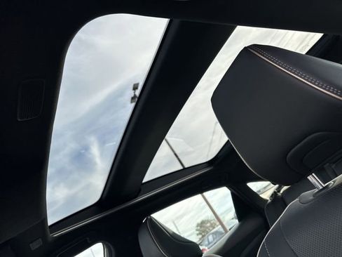 Used 2025 Toyota Crown Platinum image 21