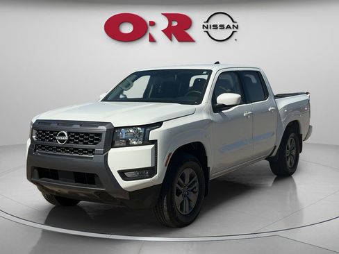 Certified 2025 Nissan Frontier SV w/ SV Convenience Package image 1