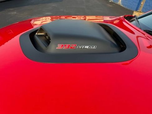 Used 2022 Dodge Challenger R/T Scat Pack RWD image 6