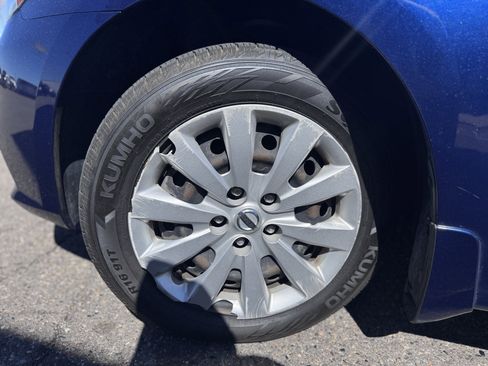 Used 2019 Nissan Sentra S image 52