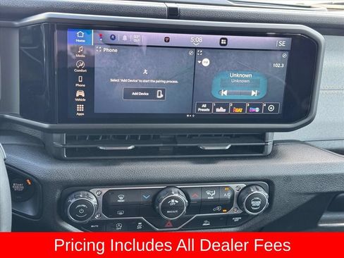 Used 2024 Jeep Wrangler Unlimited Sport AWD/4WD image 21