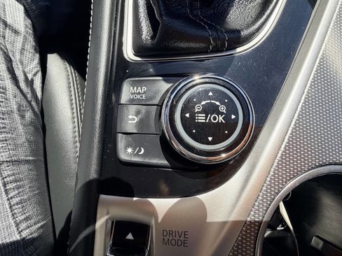 Used 2016 INFINITI Q50 3.0t Premium w/ 3.0T Premium Plus Package image 7