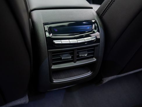 New 2026 Cadillac XT5 Premium Luxury w/ Driver Assist Package AWD/4WD image 20