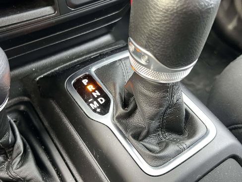 Used 2023 Jeep Wrangler Unlimited w/ Cold Weather Group image 12